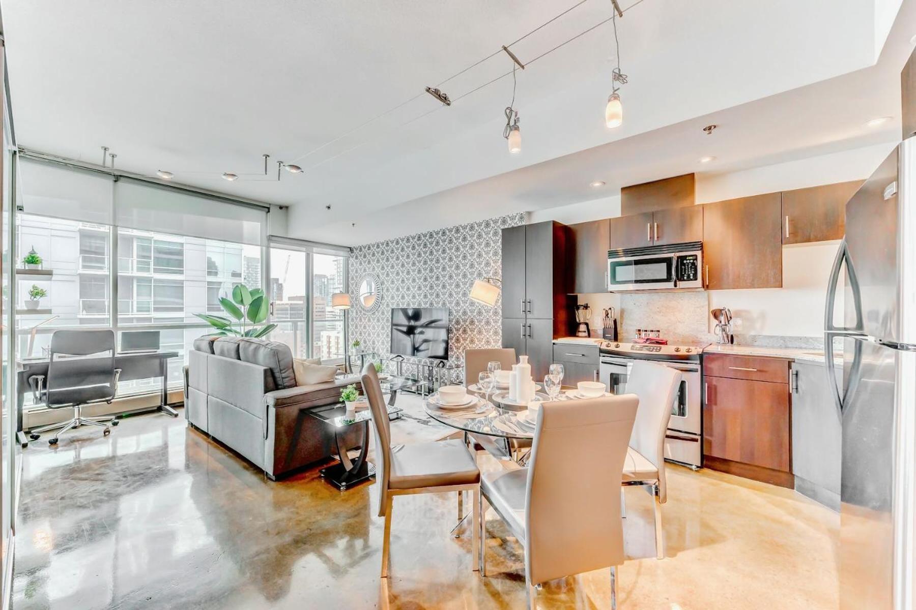 Luxury 2Br Condo - King Bed - Stunning City Views Calgary Luaran gambar