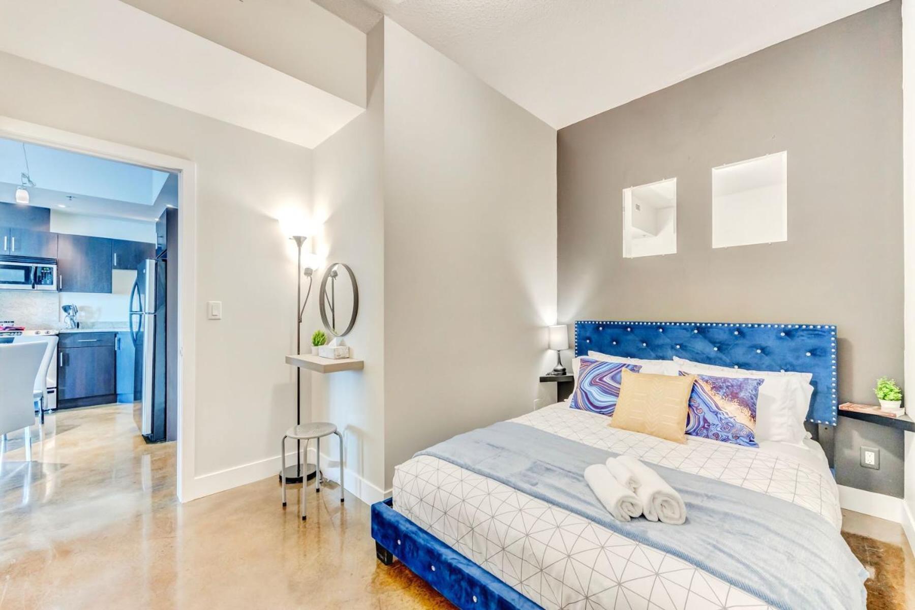 Luxury 2Br Condo - King Bed - Stunning City Views Calgary Luaran gambar